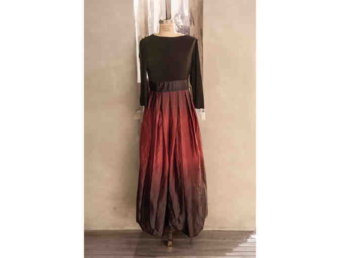 Gorgeous, Fig and Black Satin and Taffeta Gown: Size 14 P - Photo 1