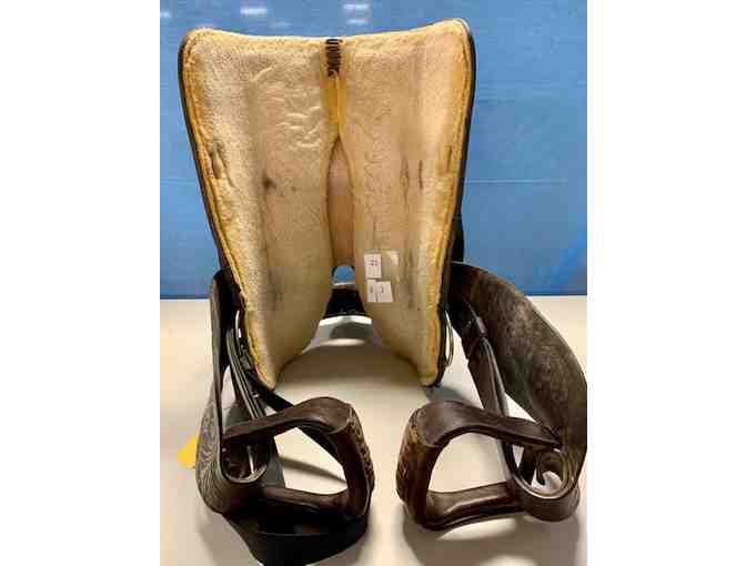 16' Circle Y Western Saddle