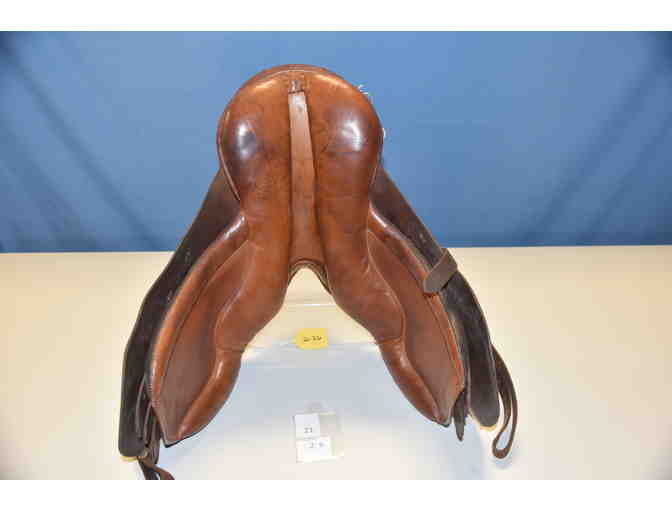 17' J A Barnsby English Saddle - DISCOUNTED