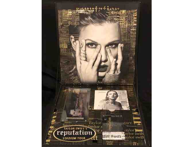 Taylor Swift Reputation Tour VIP Box Collector's Set