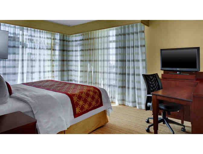 24 Hours in Charleston