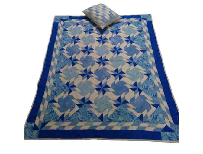 Lovely Child's Quilt Set