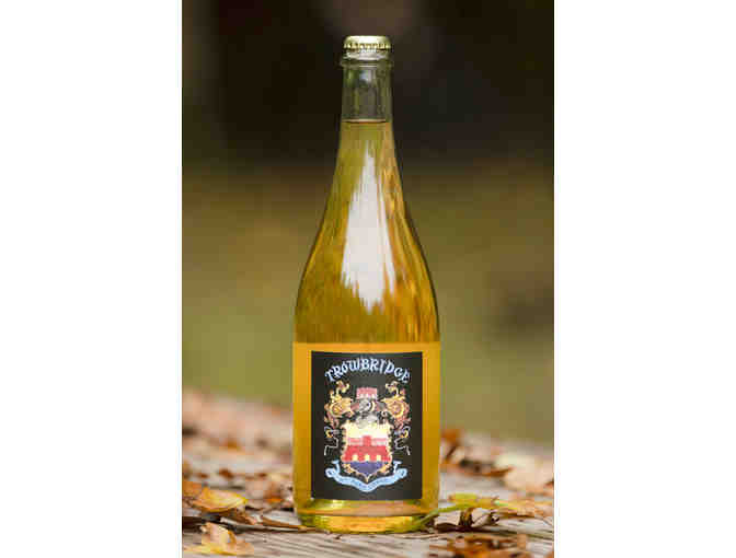 Old World Winery 2015 Pinot Noir; Lot 17 Hard Apple Cider, 2014 Abundance Red Wine