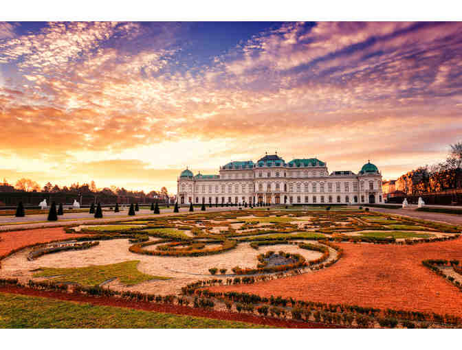Vibrant Vienna: 3-Night Lux Stay, Spanish Riding School Perform., Mozart Concert , Dinner