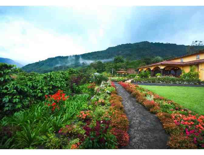 Los Establos Boutique Inn (Panama): 7-nights for up to 3 rooms (Code: 1222)