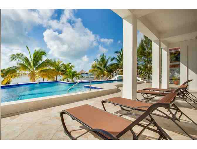 LUXURIOUS BELIZE VILLA VACATION, WITH PERSONAL CHEF# 6 NIGHTS FOR 8 GUESTS