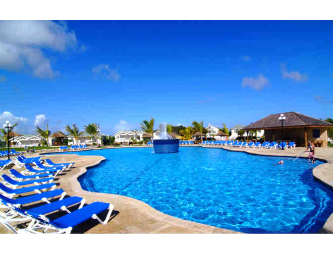 Verandah Resort and Spa (Antigua): 7 to 9 nights luxury for up 3 rooms