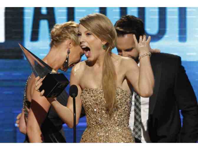 Rock On at the American Music Awards! # 3 Days for 2 + tickets to event+ hotel tax