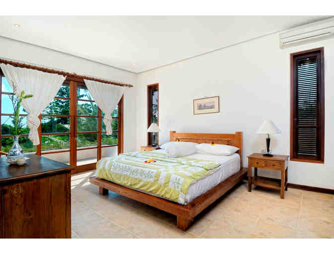 Bask in the Sun on Bali's Stunning Beaches>#8 Days for up to 10 ppl+chef+driver+more