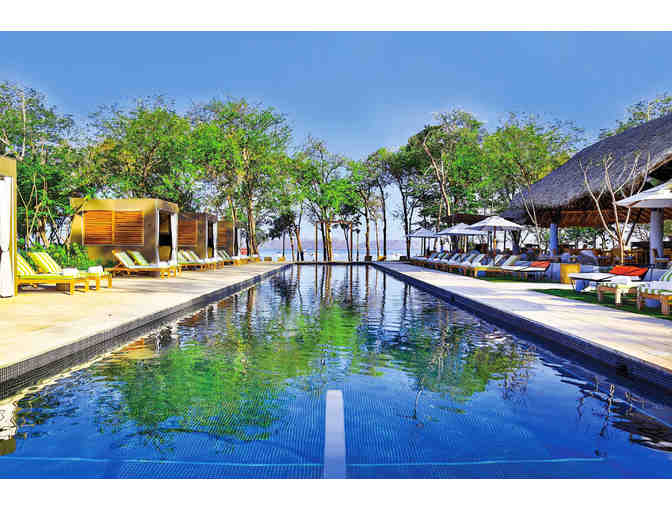 The Rich Coast of Unlimited Luxury (Guanacaste, Costa Rica)*Five Days All-inclusive