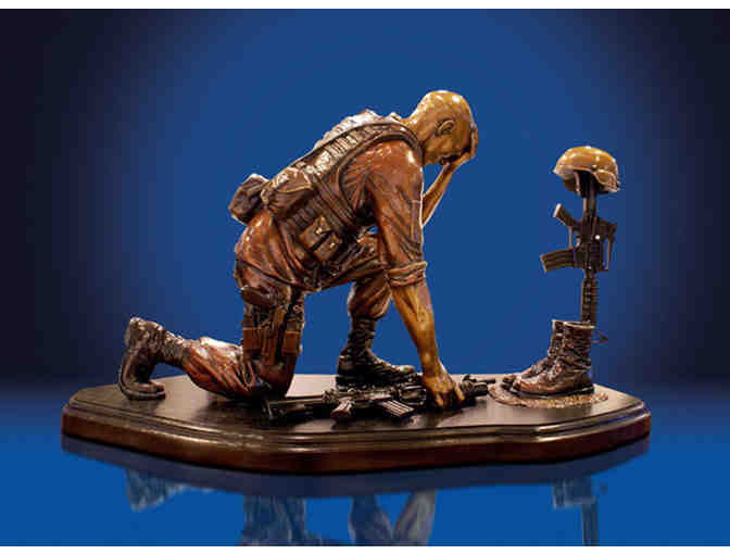 Soldier's Cross: Masterpiece by renowned artist Laran Ghiglieri - Photo 1