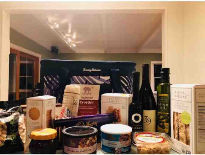 Ms Hodel's Classroom Project - Homemade Quilt & Wine Picnic Basket!