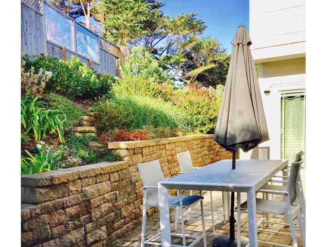 Weekend House on the Beach in Montara