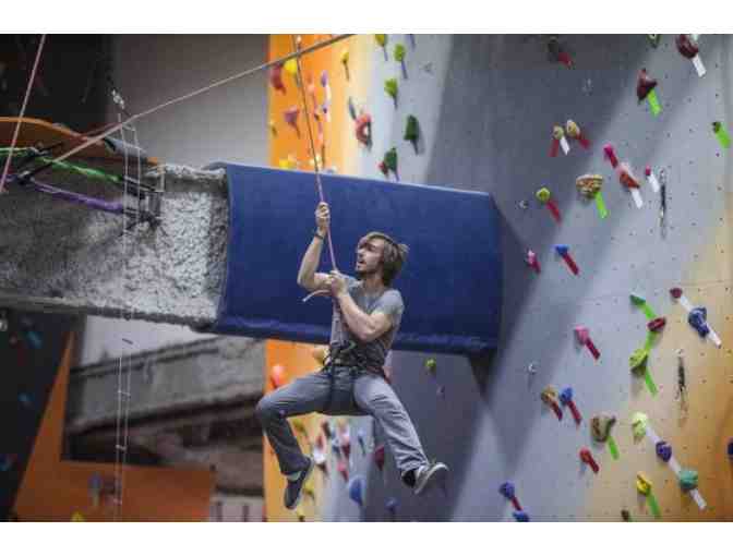 The Cliffs at Long Island City - Five (5) Day Passes