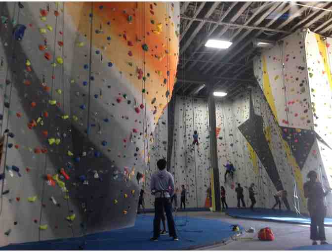 The Cliffs at Long Island City - Five (5) Day Passes