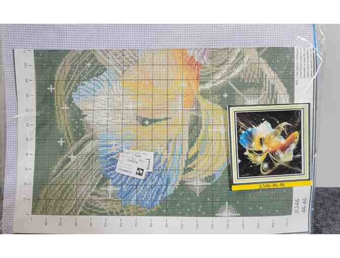 Beta/Gold Fish cross stitch Kit #18