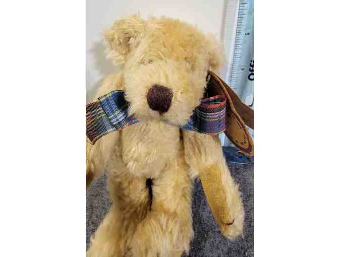 Heartfelt Collectibles Bear 1997 Stuffed Teddy Bear, Vintage American Artist - With Tags