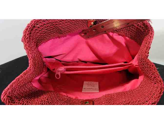 #20 Liz Claiborne Red Hand-Knitted Bag - Stylish, Unique, and Full of Heart - Photo 3