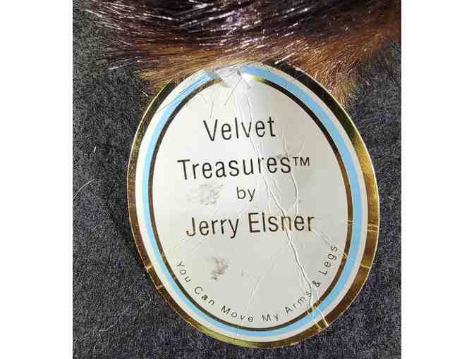 Velvet Treasures by Jerry Elsner - Cecelia