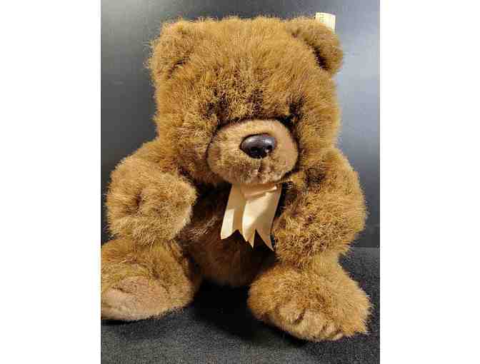 Ty Classics Magee the Bear, a plush stuffed animal from the 1998 collection - Vintage