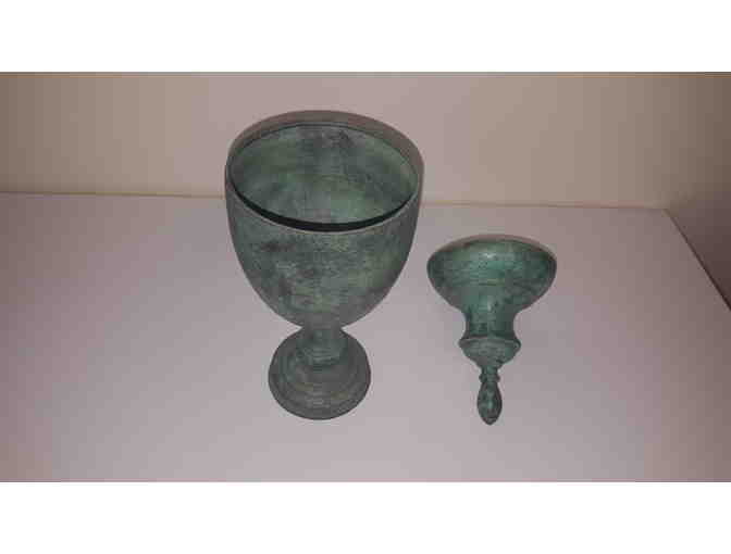 Bronze antique verde covered vase with finial top, ceremonial vase