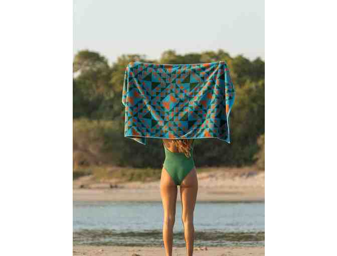 Mollusk | Beach Towel in Graphis