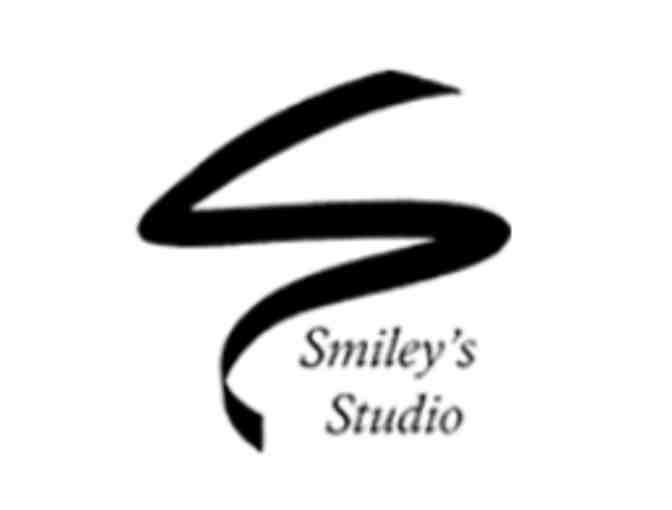 Smiley's Studio Family Session and 11x14 Portrait