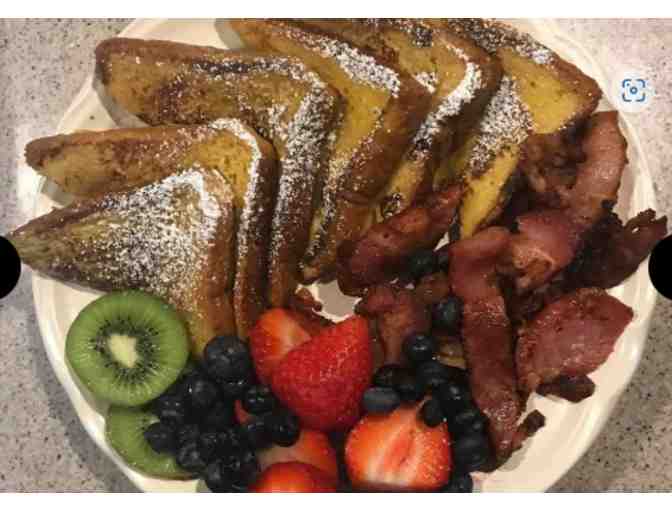 TP Carriage Stop B & B: Two Nights + 4D Movie @ Chocolate World - Palmyra PA