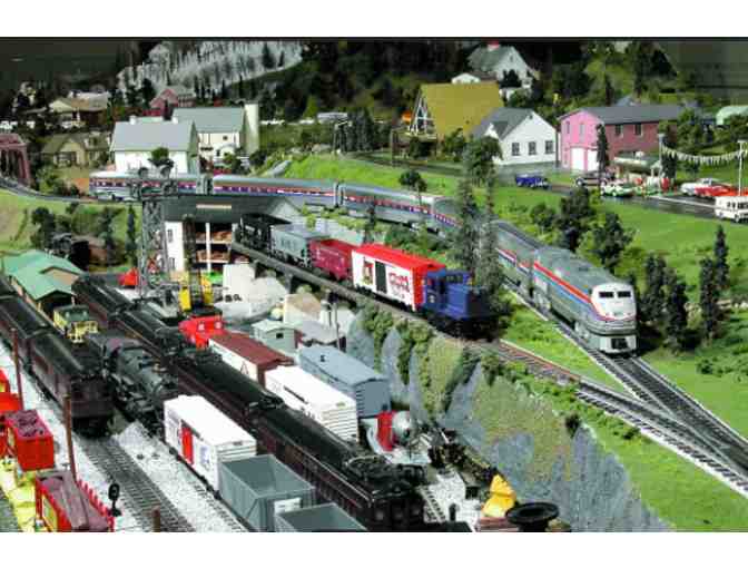 Choo Choo Barn - Strasburg PA