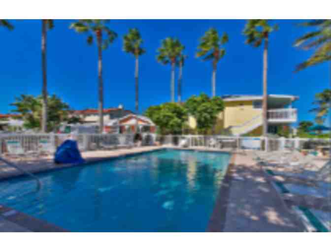 Tradewinds Beach Resort - Anna Maria Island FL (supports Saving Grace Sanctuary)