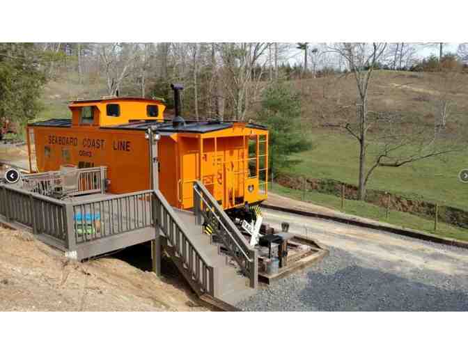 TP Sleep in a Luxury Caboose in the Smokies! - Clyde NC