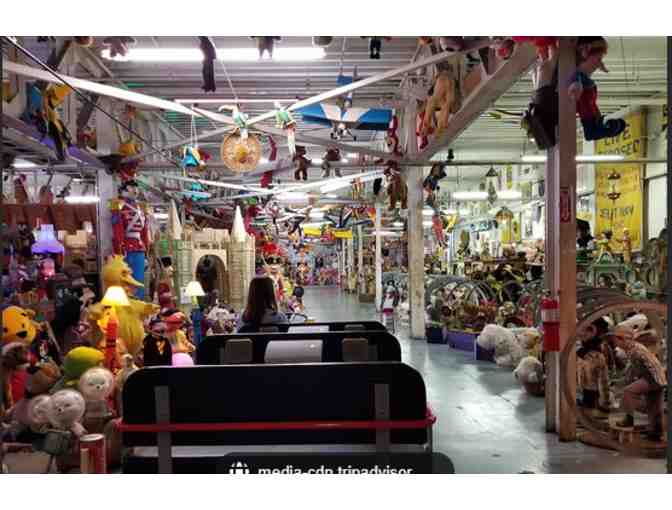 Arnolds Fun Center and American Treasure Tour - Oaks PA