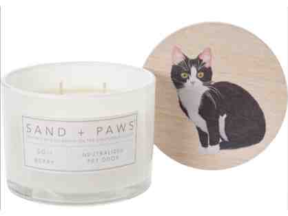 Sand and Paws 12 oz. Cat Goji Berry Candle