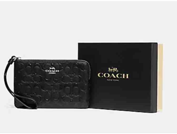 COACH BOXED CORNER ZIP WRISTLET IN SIGNATURE LEATHER - Photo 1