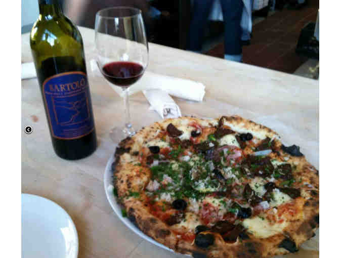 Wine Tasting for 8 at Equinox Winery in Santa Cruz