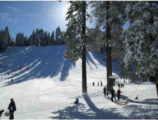 Granlibakken Tahoe - Sled Hill for 4