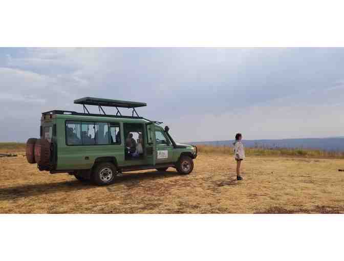 Gorilla Trekking in Rwanda!