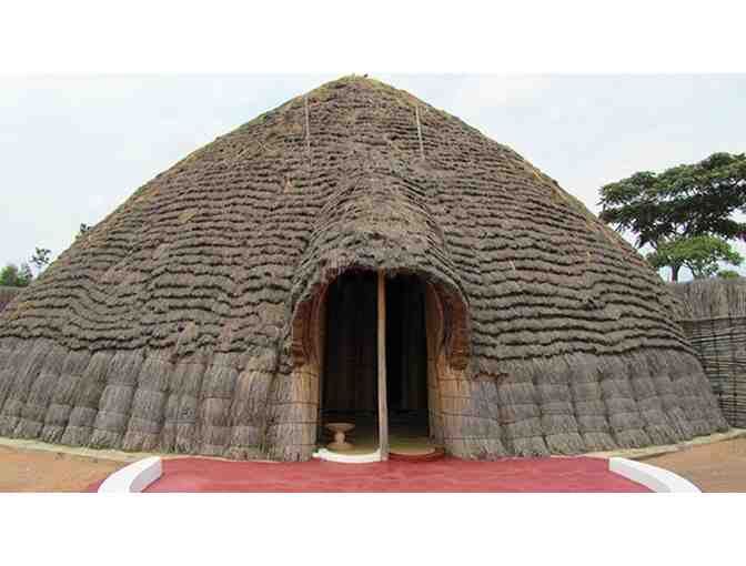 Gorilla Trekking in Rwanda!