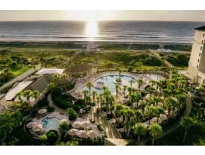 Island Getaway! Two Night Stay at Ritz Amelia Island Florida! Plus Bag of Fun!
