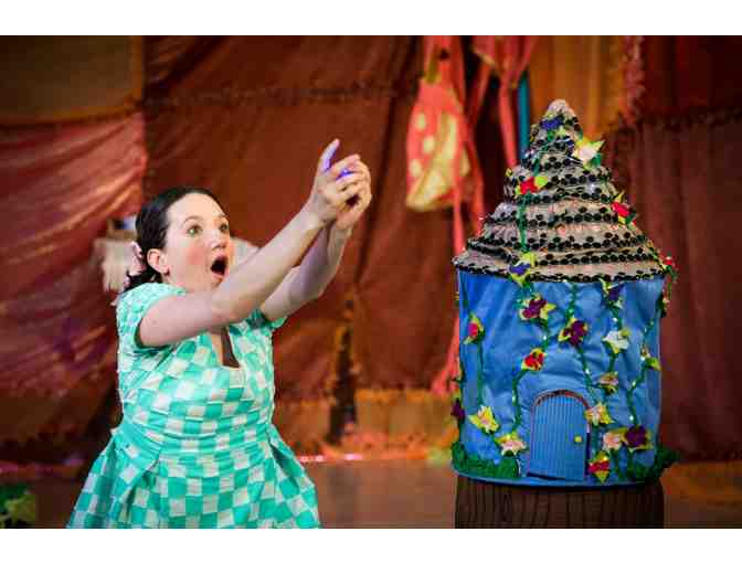 Family Viewing Package to Treehouse Shakers' Olive & Pearl on our Virtual Platform