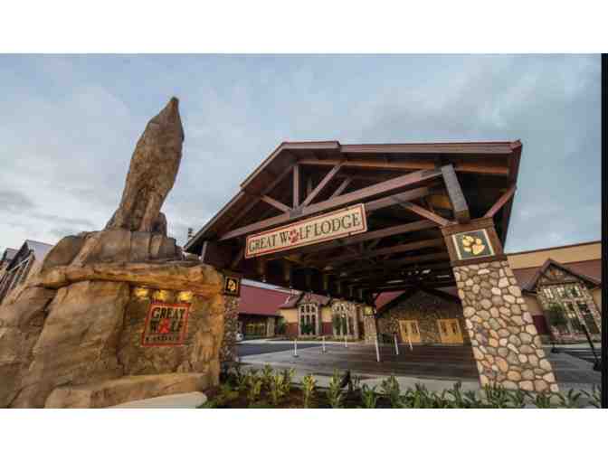 Great Wolf Lodge for 6