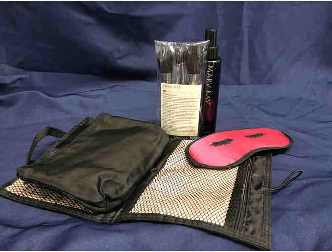 42-Mary Kay Beauty Basket