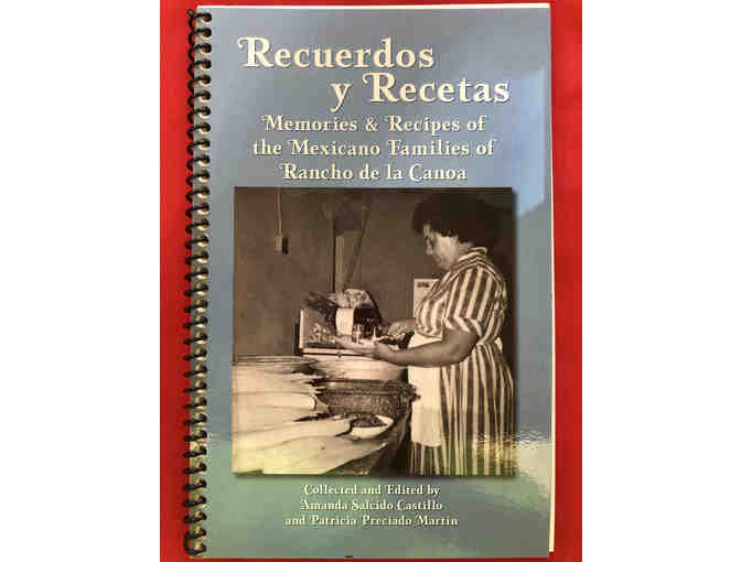113 - Recuerdos and Recetas, with two tea towels
