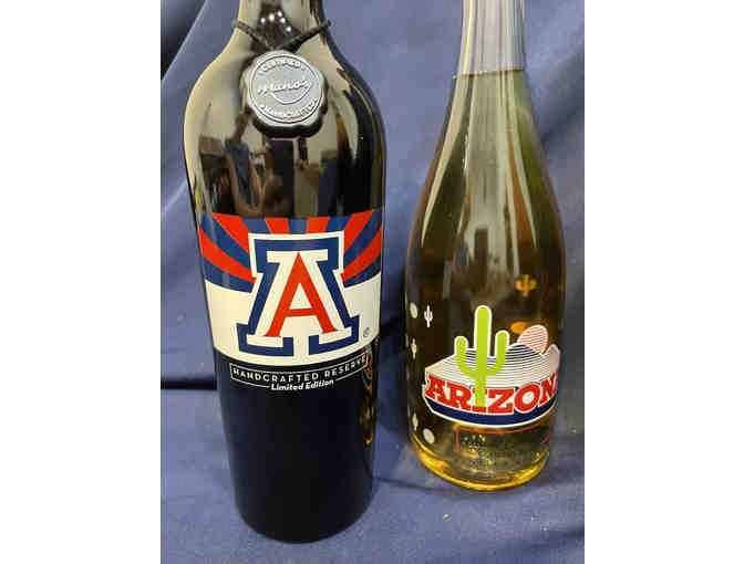 Wildcat Fan Collector's Wine Set