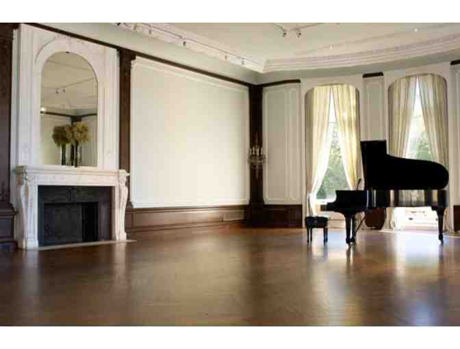 Micro Event at the Ukrainian Institute of America