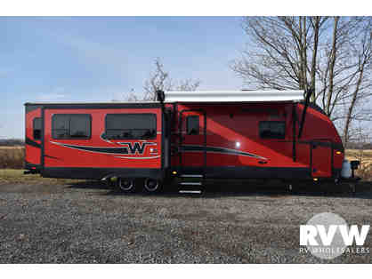 2019 Winnebago Minnie Plus 30RLSS Travel Trailer