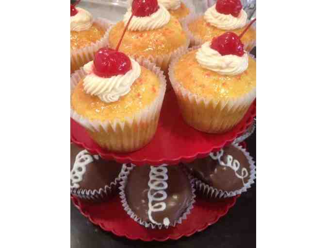 Enjoy $100 to The Hop Stop Diner Glendale, AZ 3.5 star reviews + $100 Food Credit