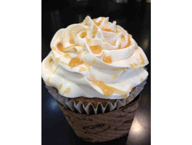 Enjoy $100 to The Hop Stop Diner Glendale, AZ 3.5 star reviews + $100 Food Credit