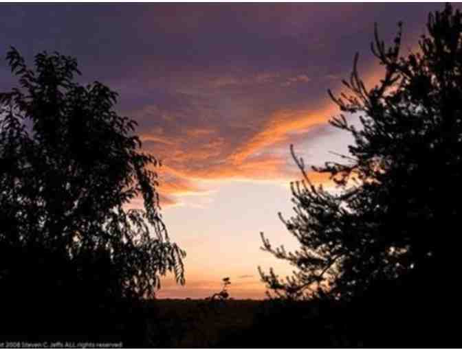 Enjoy 1 nights @ 5 Star Wild Rose Manor in Caldwell, ID + $100 FOOD CREDIT