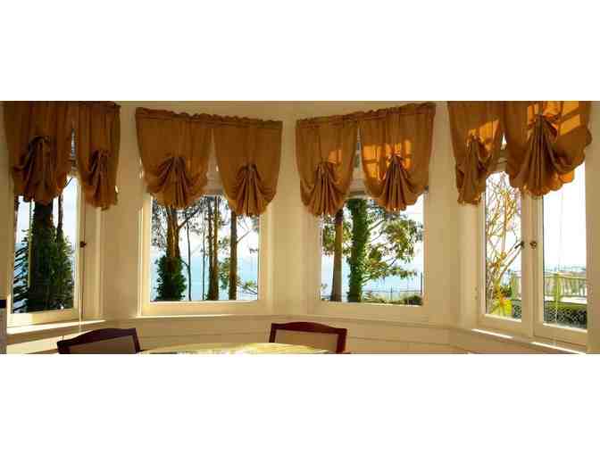 Enjoy 2 night luxury stay @ Monarch Cove Inn Capitola, California 4.5 star+ $100 FOOD